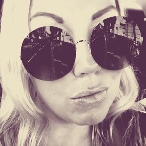 Meet your Posher, Lyndsay